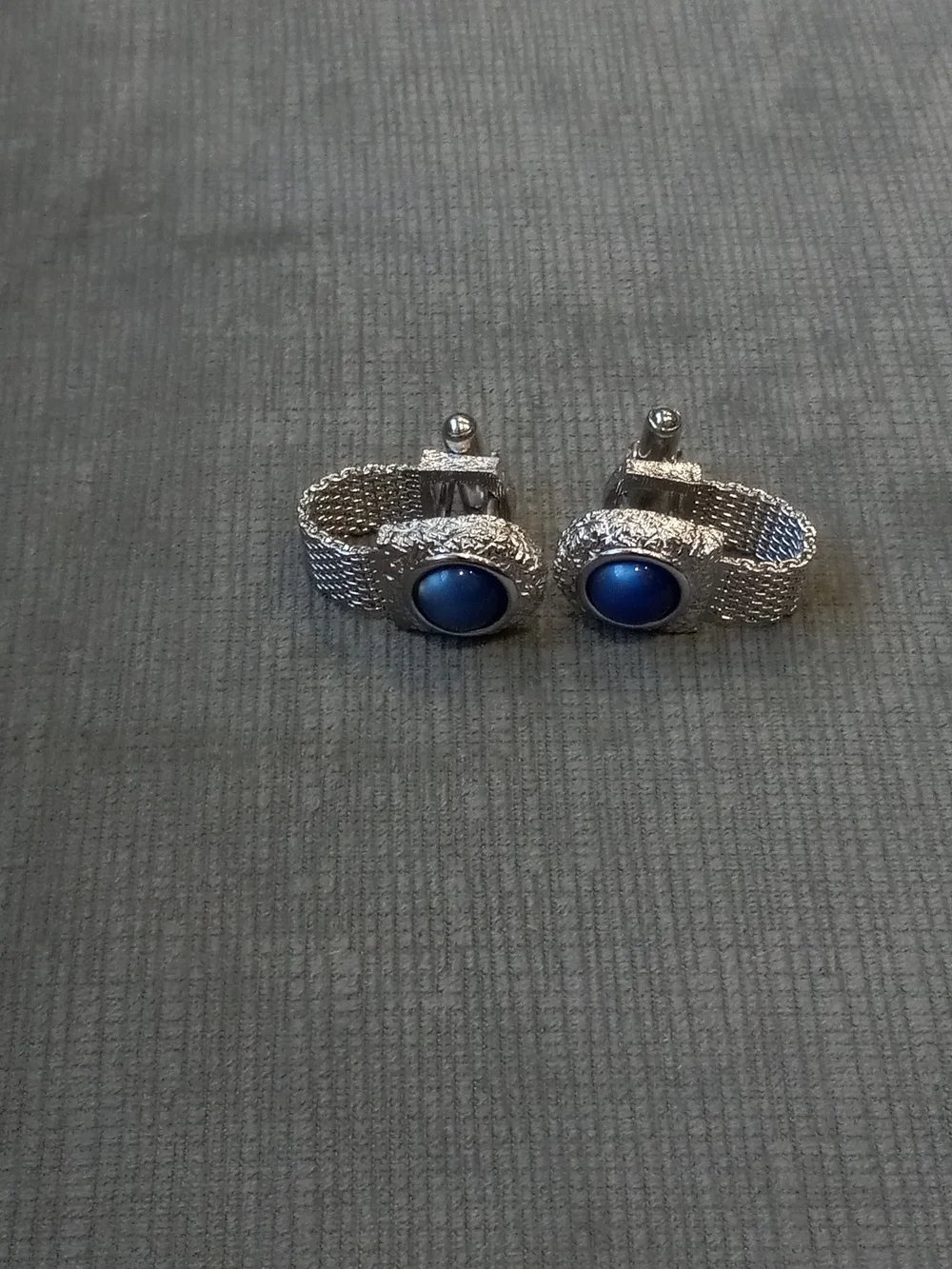 Silver Men’s Textured Clip-On Cufflinks - Silver